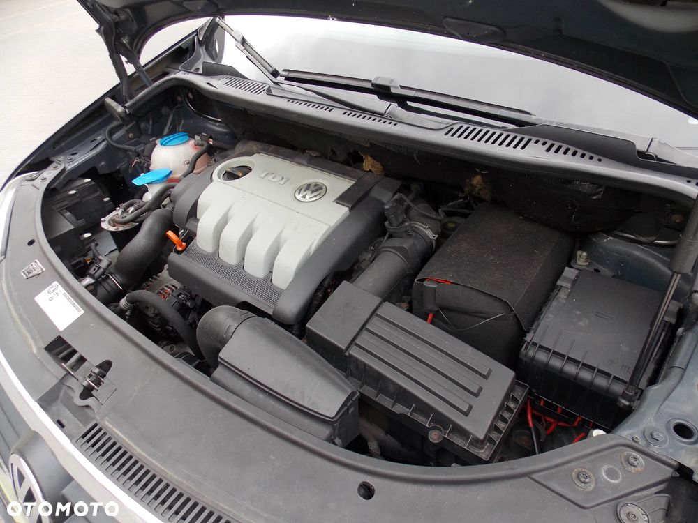 Volkswagen Touran 1.9 TDI DSG United - 30