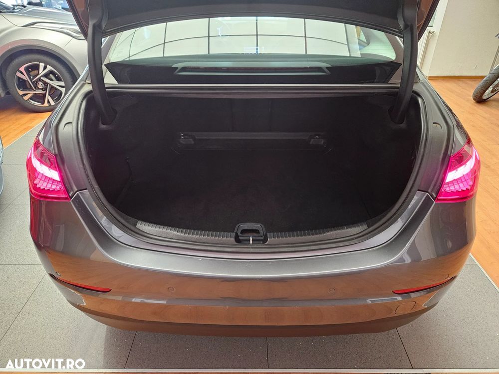 Mercedes-Benz C 220 d 4Matic 9G-TRONIC - 14