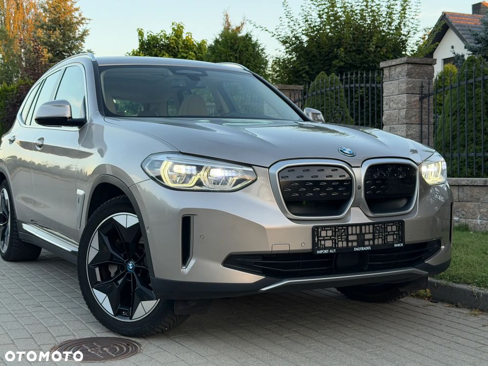 BMW iX3 Inspiring - 3