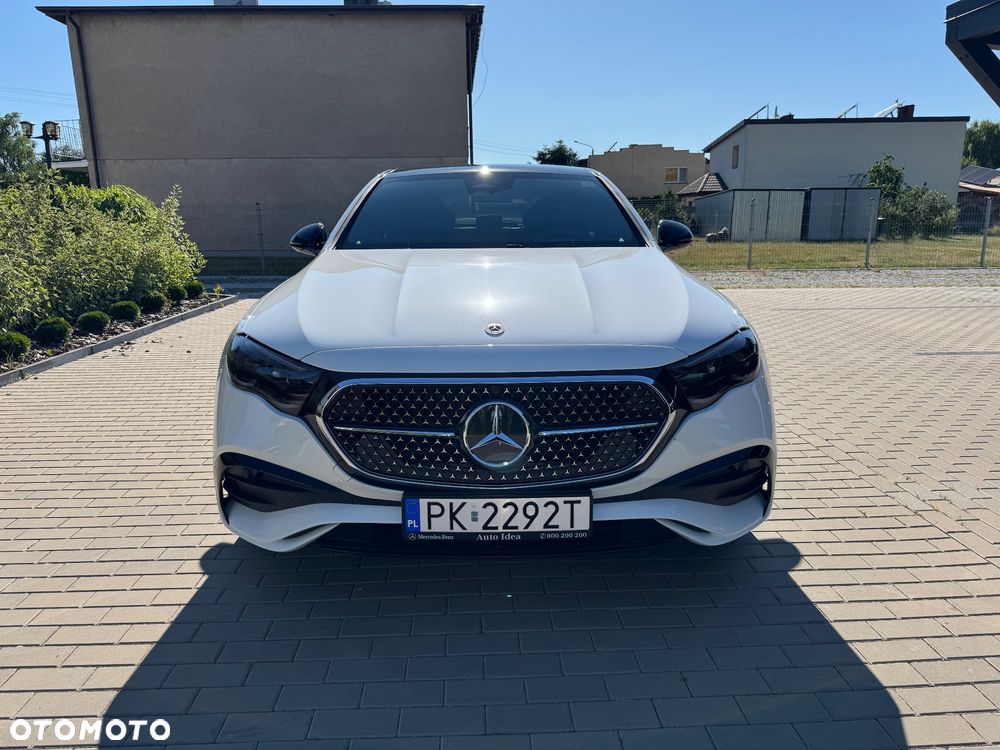 Mercedes-Benz Klasa E 220 d mHEV 4-Matic AMG 9G-Tronic - 2