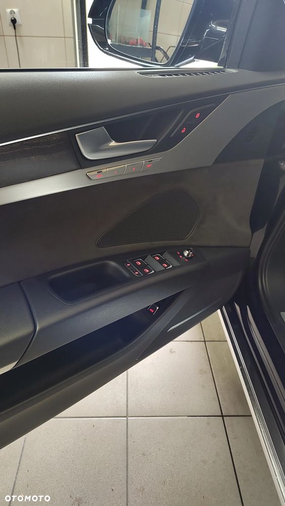 Audi A8 - 28
