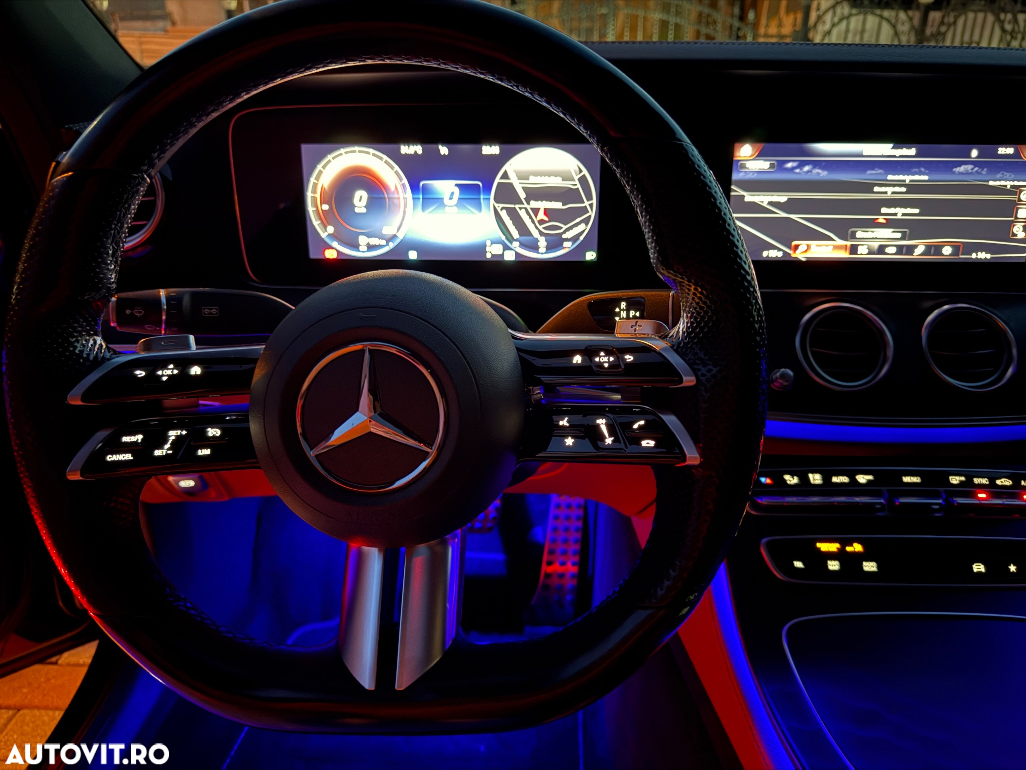 Mercedes-Benz E 220 d Aut. - 27