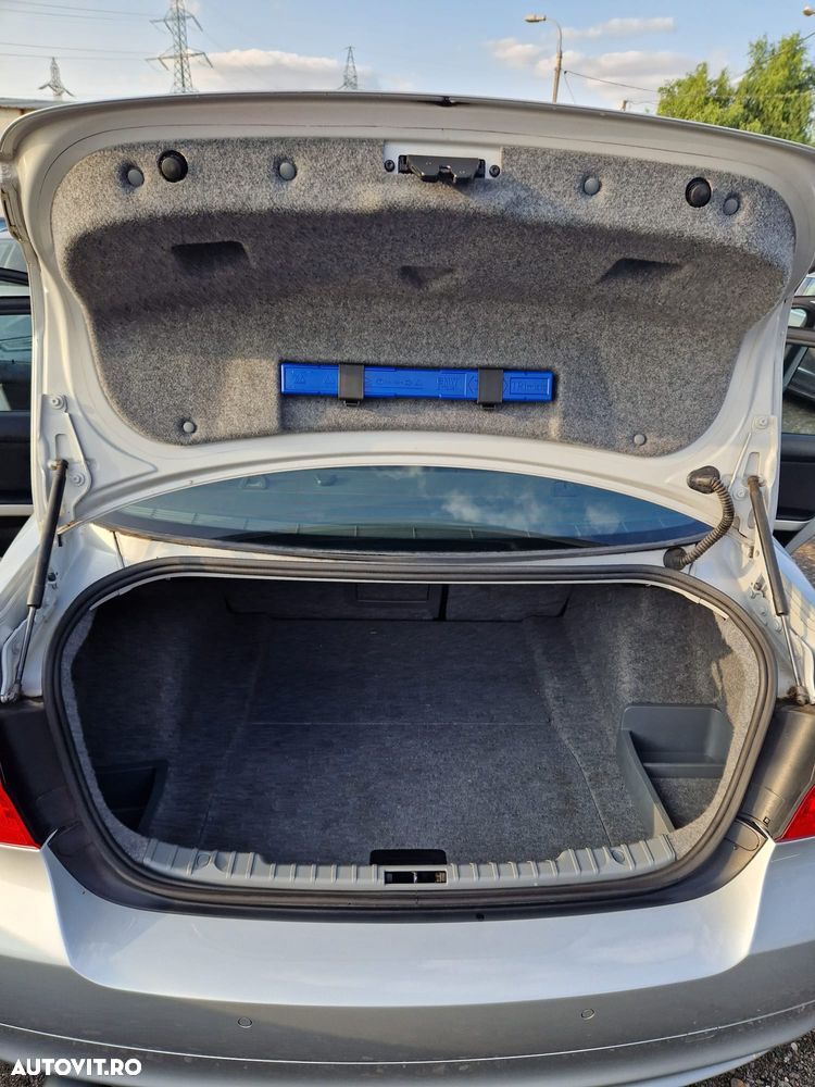 BMW Seria 3 - 11