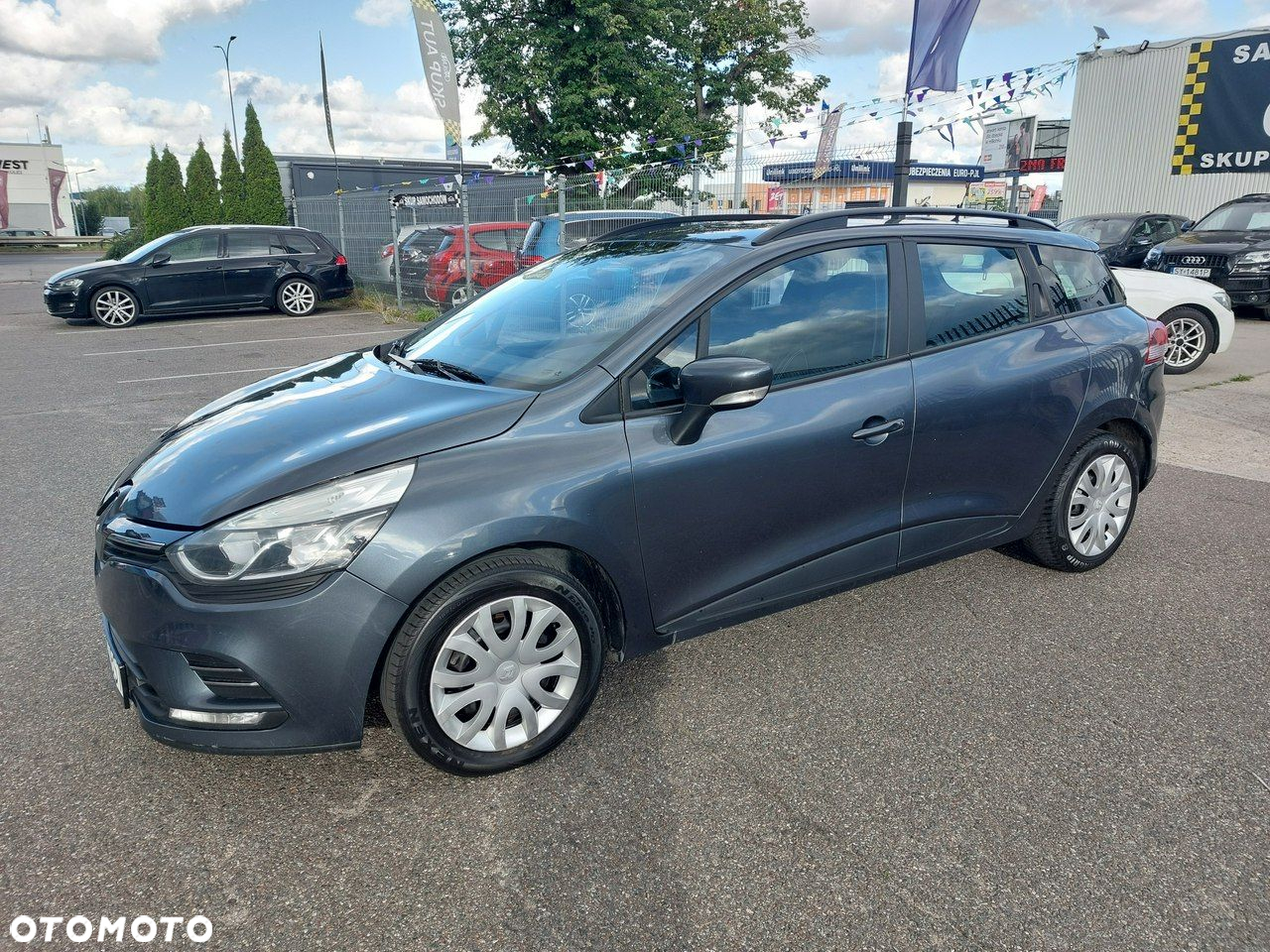 Renault Clio - 10