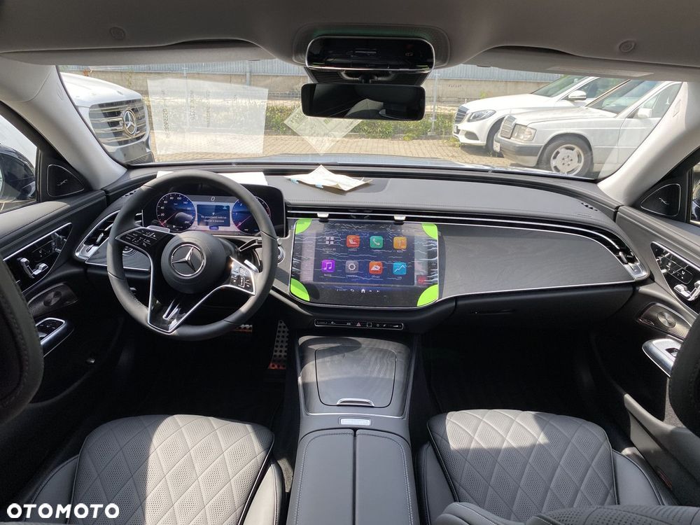 Mercedes-Benz Klasa E - 24