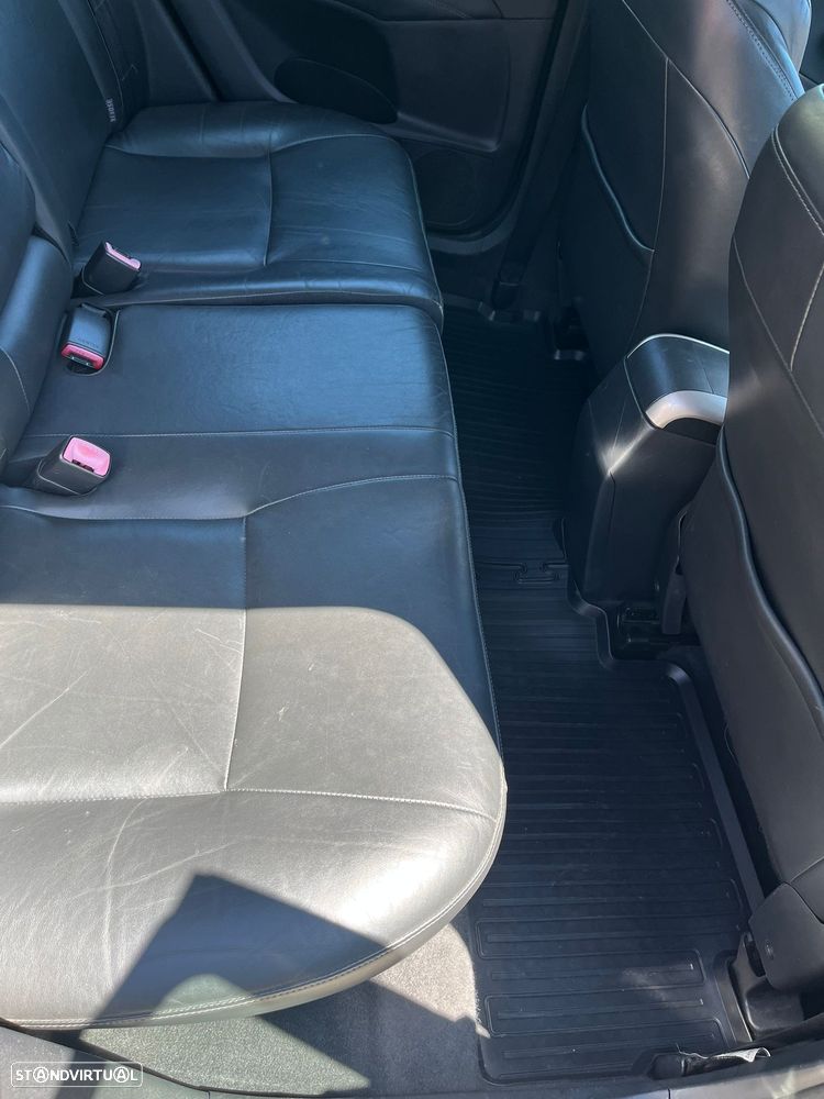 Toyota Auris 2.2 D-CAT Sol+HP - 8