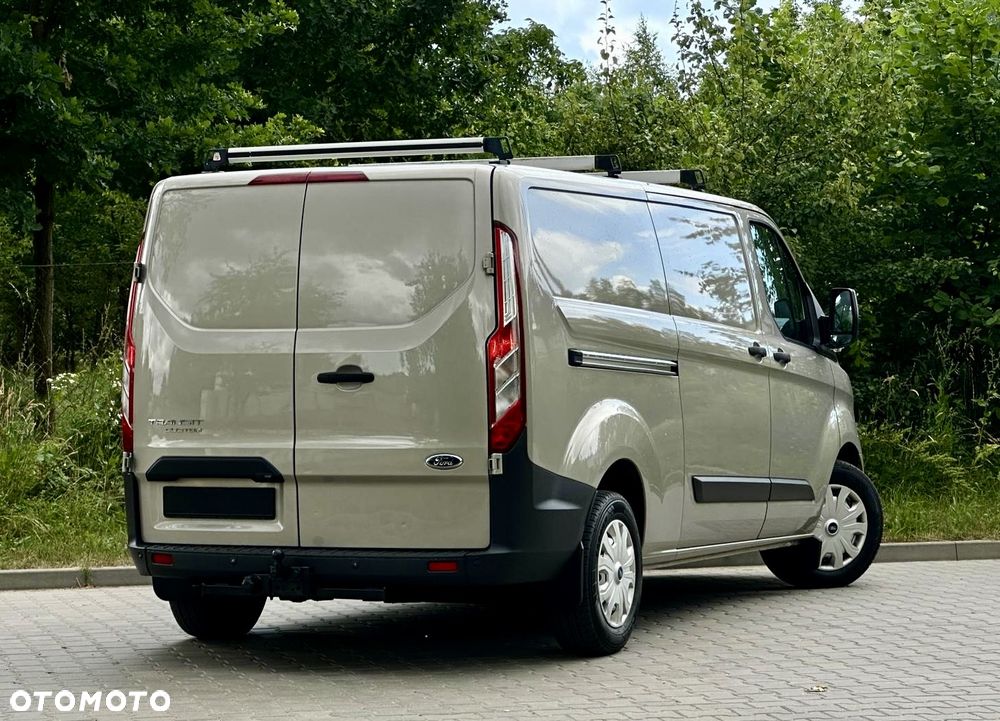 Ford Transit Custom - 9