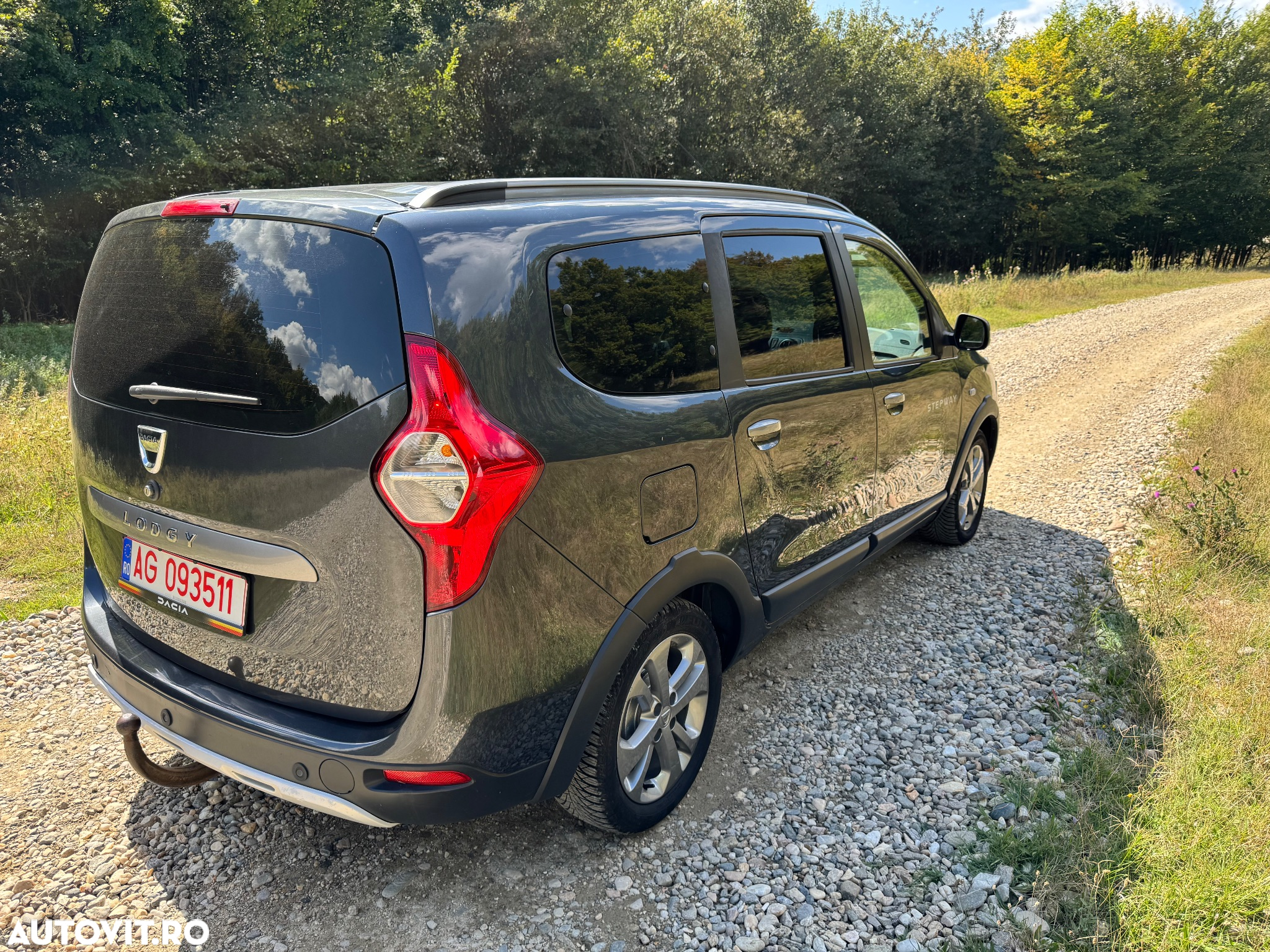 Dacia Lodgy 1.5 dCi 109 CP Stepway - 5