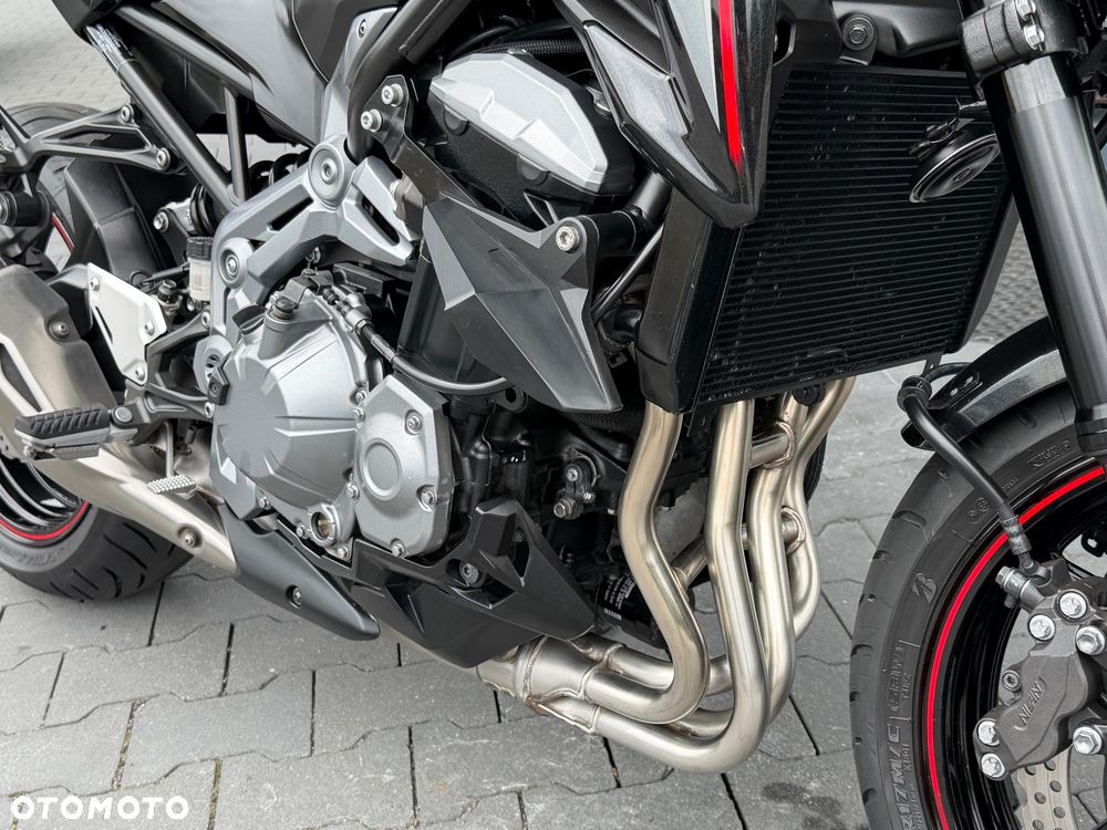 Kawasaki Z 900 - 16
