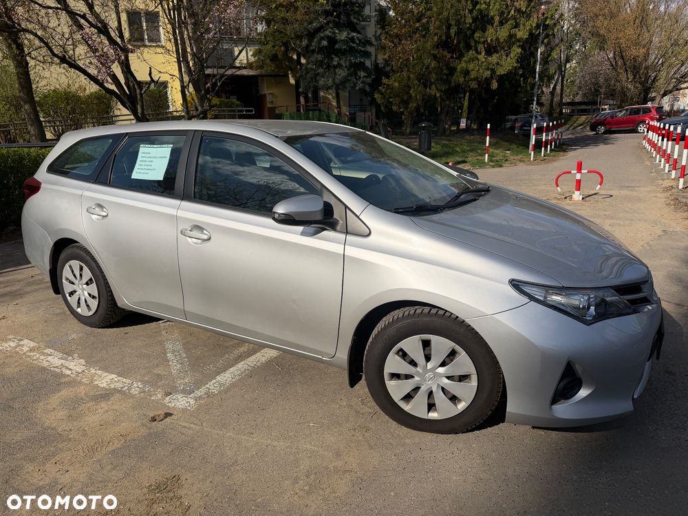 Toyota Auris 1.33 VVT-i Active - 3