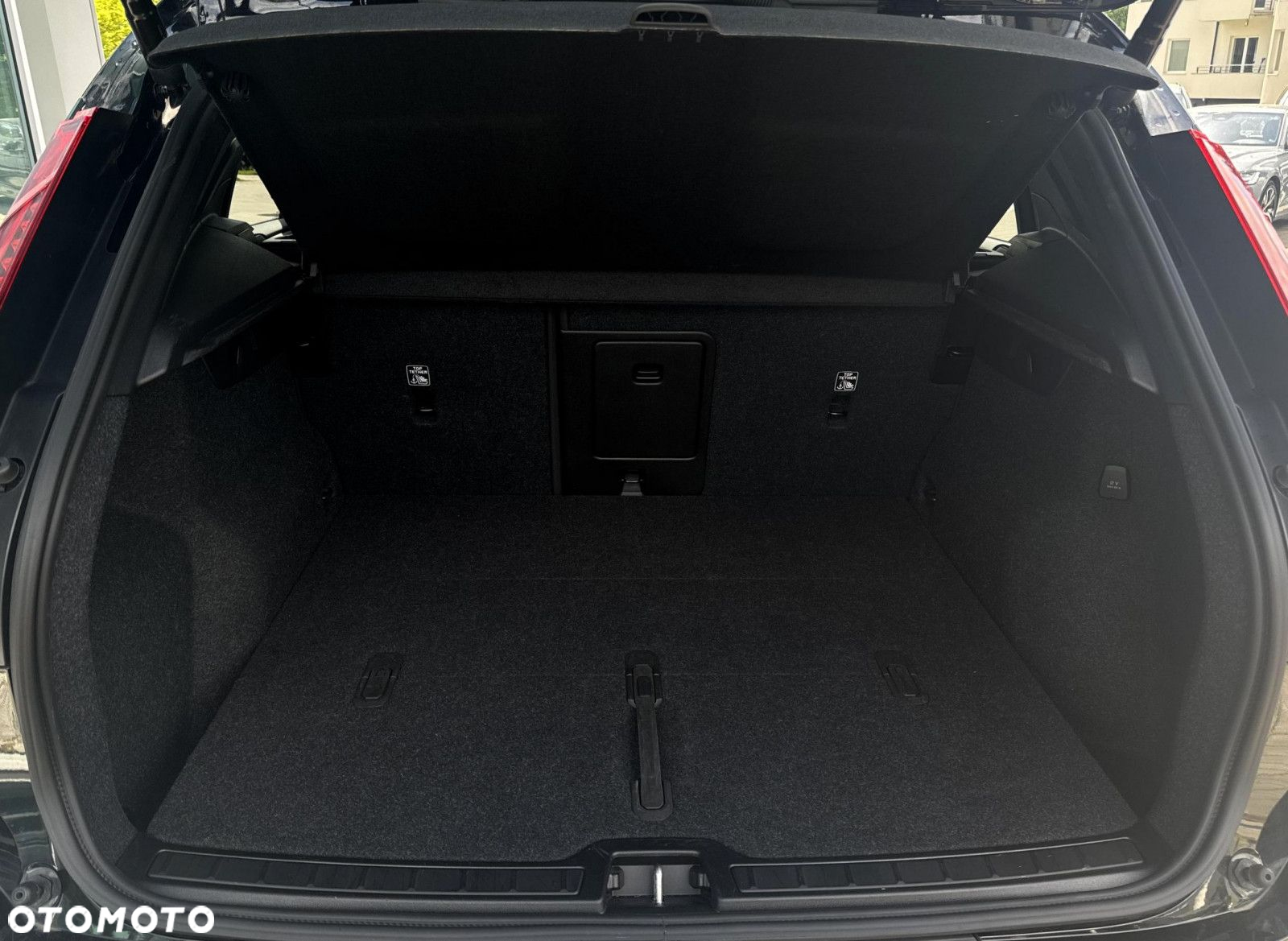 Volvo XC 40 - 32