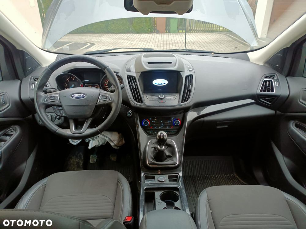 Ford Kuga 2.0 TDCi 4x4 Trend - 6