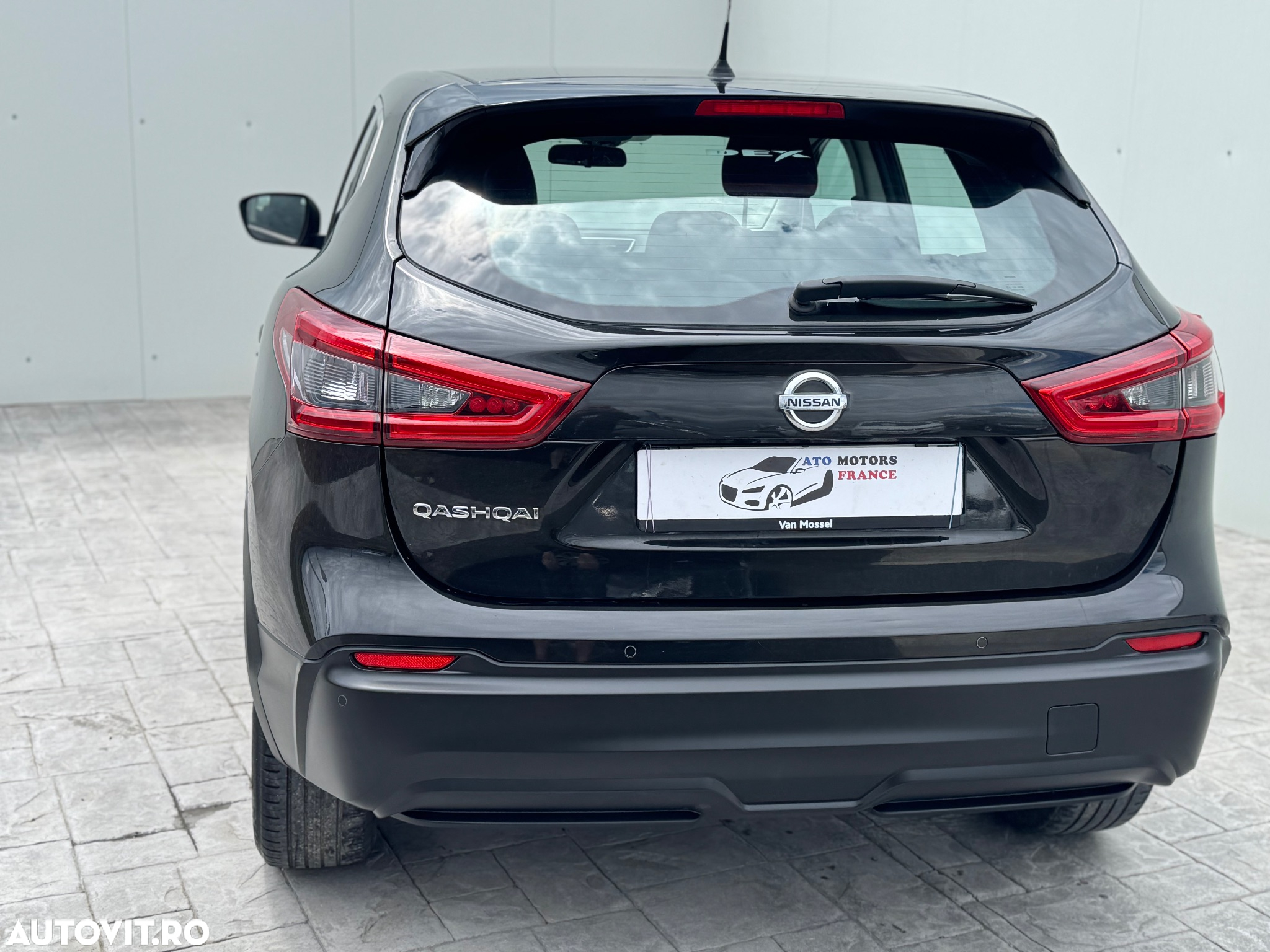 Nissan Qashqai 1.6 DCI N-Connecta - 11
