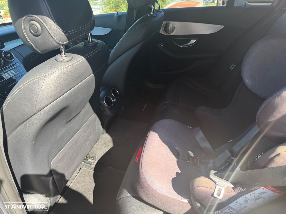 Mercedes-Benz C 300 d AMG Line - 15