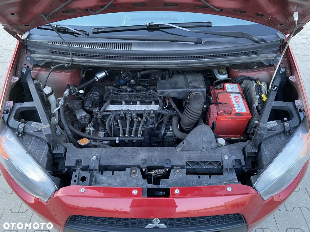 Mitsubishi Colt 1.3 Inform - 18