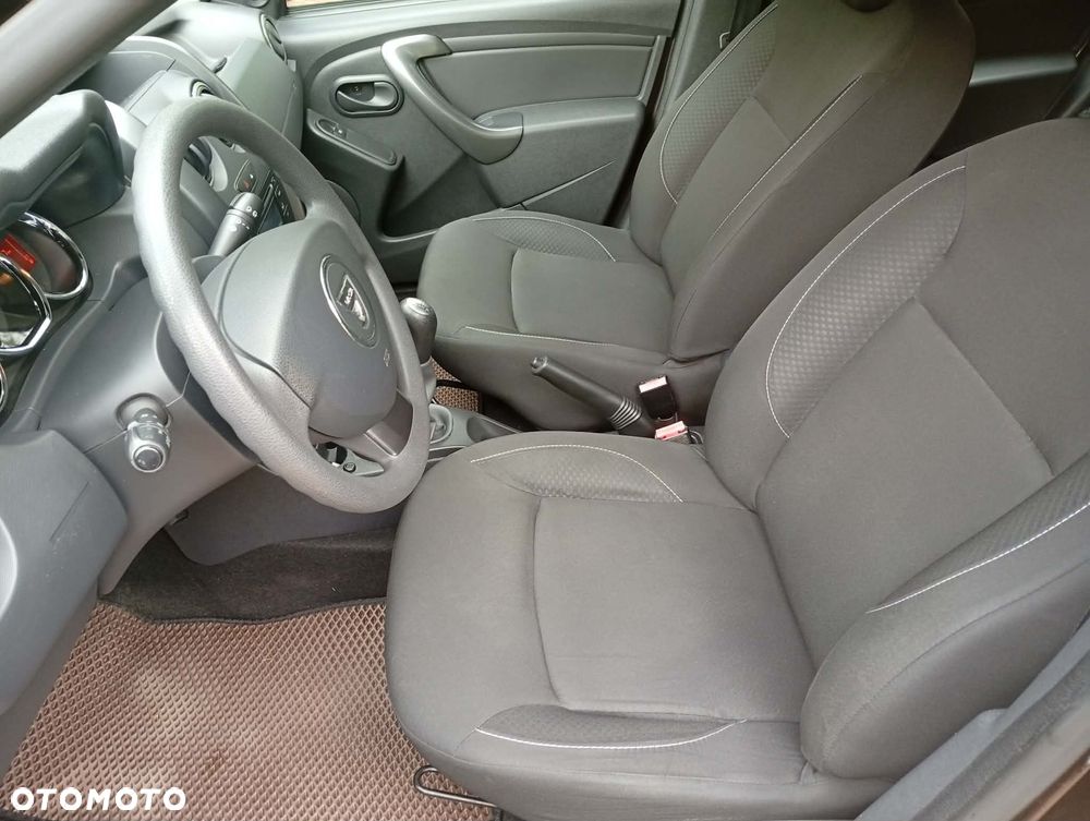 Dacia Duster 1.6 SCe Open S&S - 10