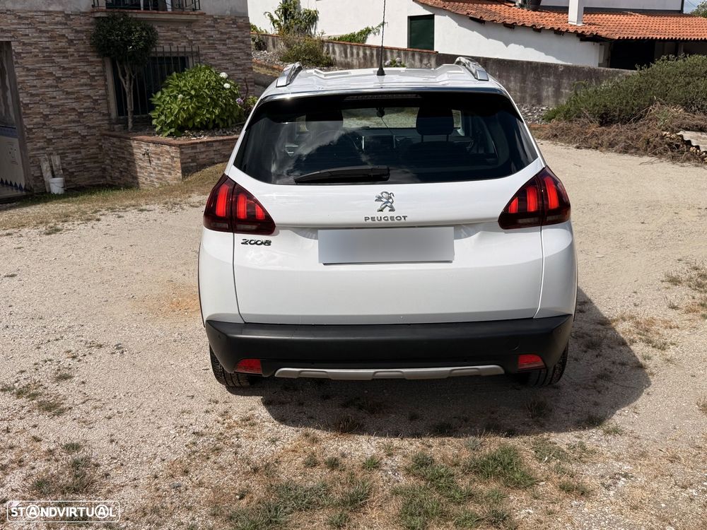 Peugeot 2008 BlueHDi FAP 120 STOP & START Allure - 11
