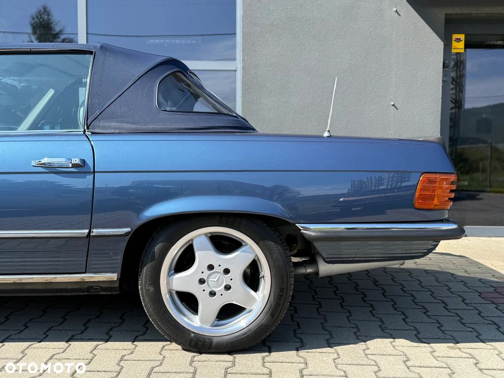 Mercedes-Benz SL - 15