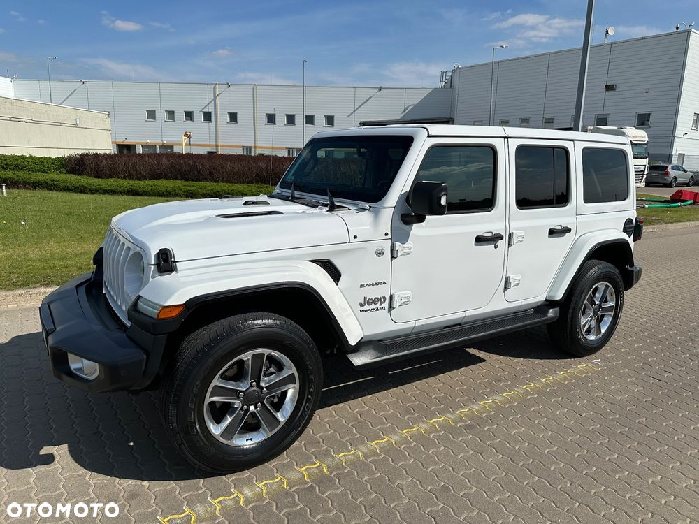 Jeep Wrangler Unlimited GME 2.0 Turbo Sahara - 15