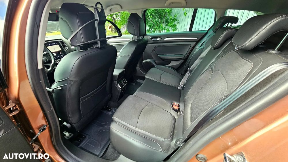 Renault Megane TCE 158 GPF EDC Intens - 11