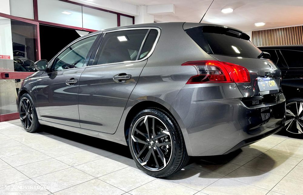 Peugeot 308 1.2 PureTech Allure J18 - 12
