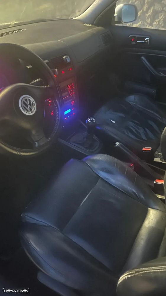 VW Golf - 6