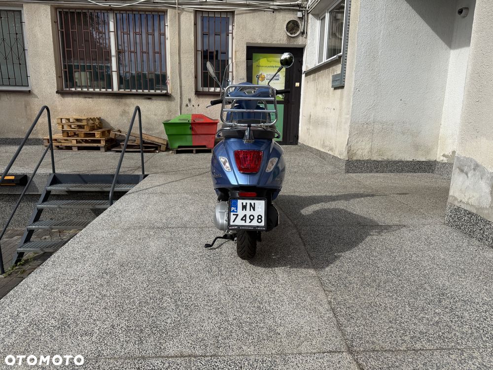 Vespa Primavera - 4