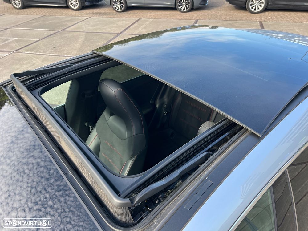 Mercedes-Benz CLA 250 e 8G-DCT AMG Line Advanced Plus - 12