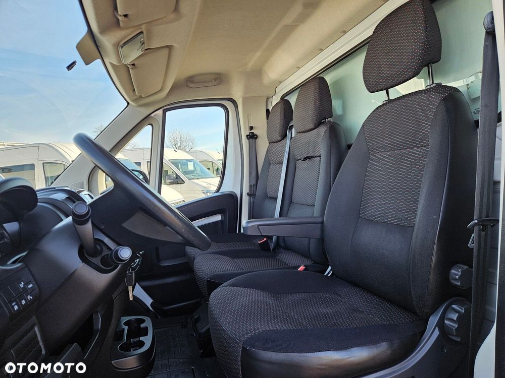 Peugeot boxer Kontener 8 ePAL *84900zł NETTO* 2.2 HDi/140KM - 17