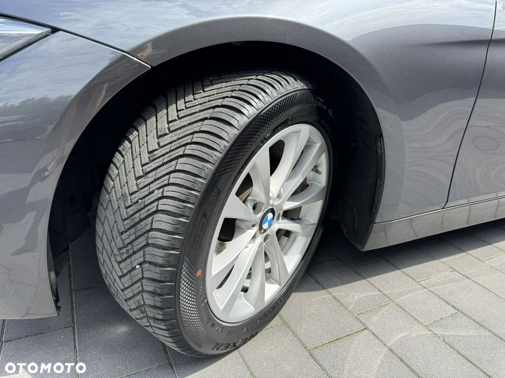 BMW Seria 3 320d Sport Line Shadow - 40