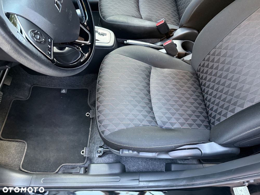 Mitsubishi Space Star 1.2 AS&G Instyle CVT - 17