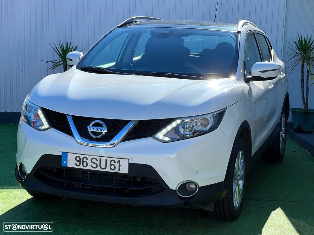 Nissan Qashqai 1.5 dCi N-Connecta - 2
