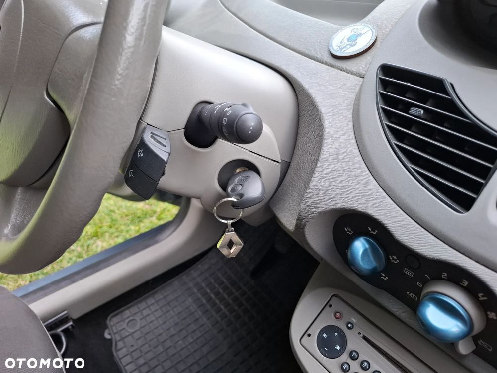 Renault Twingo 1.2 16V Night&Day - 11