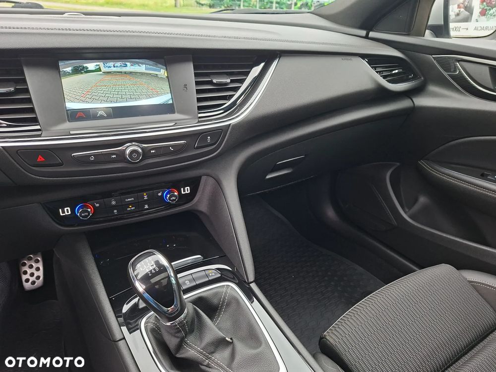 Opel Insignia - 9