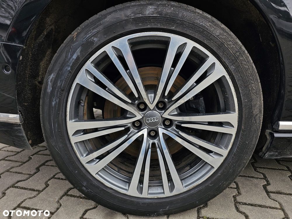 Audi A8 - 27