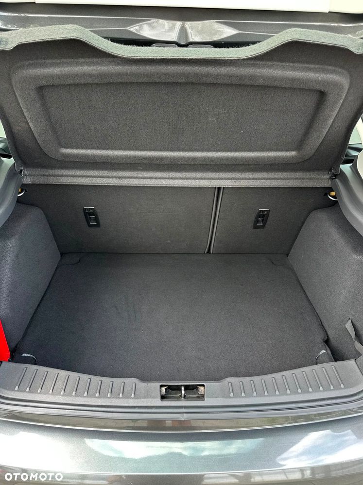 Ford Focus 1.0 EcoBoost Titanium - 18