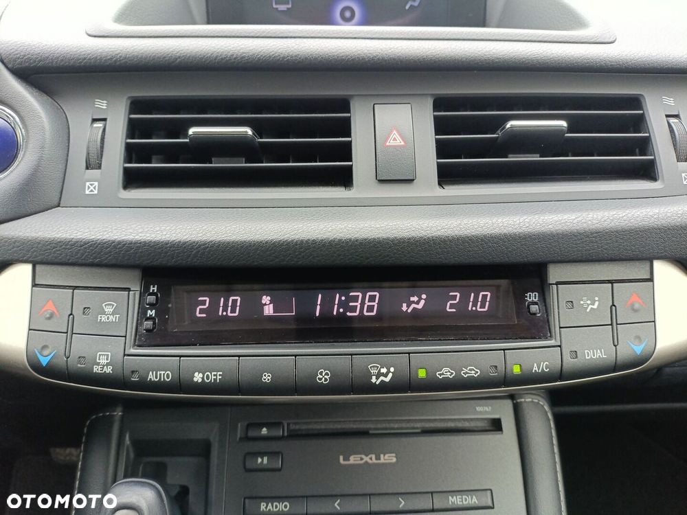 Lexus CT 200h Elegance EU6 - 26
