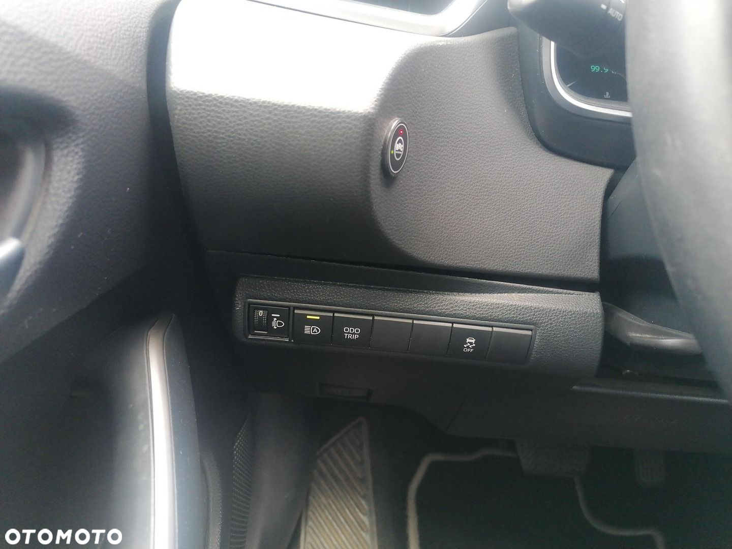 Toyota Corolla - 17