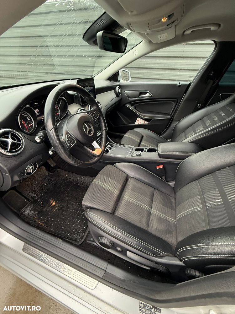 Mercedes-Benz CLA - 4
