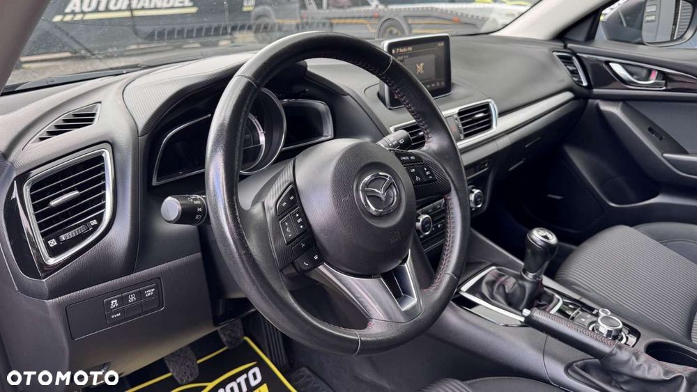 Mazda 3 - 32