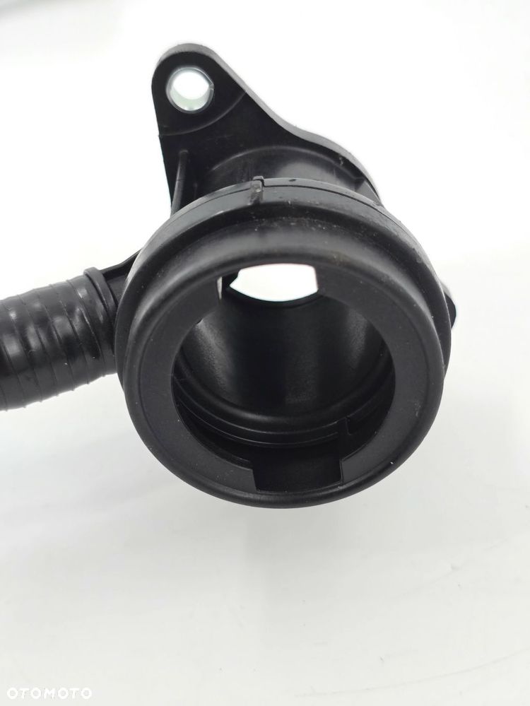 NOWY ORYGINALNY WĄŻ PRZEWÓD WLEWU OLEJU MERCEDES M260 2.0T A2600104900 - 4