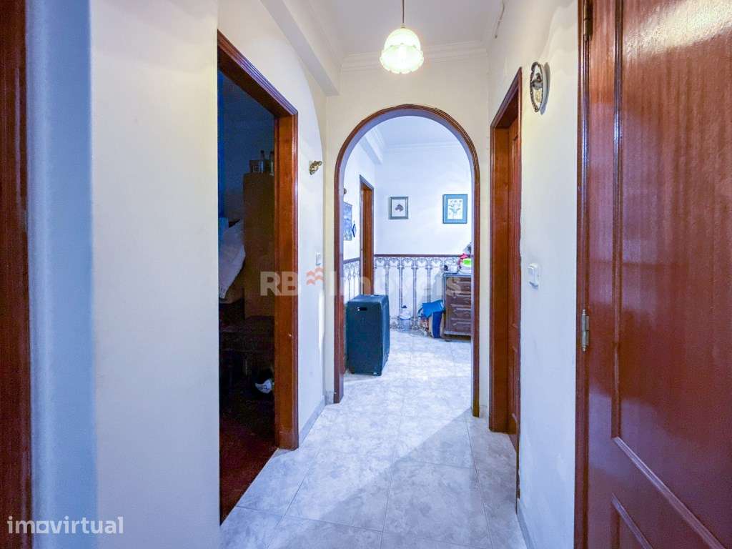 Apartamento T3 - Com terraço, garagem e sótão - Grande imagem: 4/26