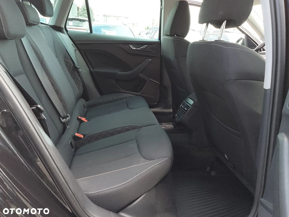 Skoda Kamiq 1.0 TSI Ambition DSG - 16