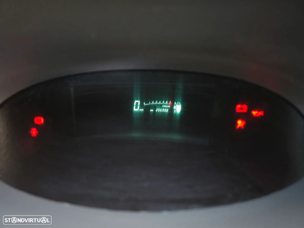 Toyota Yaris 1.0 Base - 8
