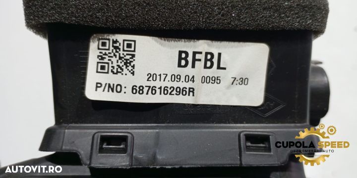 Grila ventilatie bord stanga 687616296R Renault Megane 4 [2016 - 2020 - 2