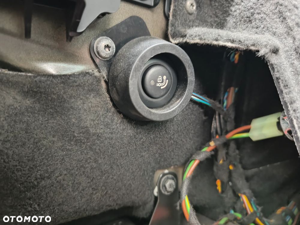 BMW Seria 3 - 33