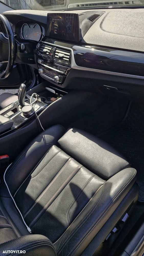 BMW Seria 5 530i xDrive Aut. Sport Line - 6