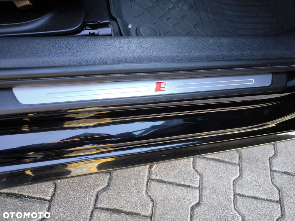 Audi A4 Avant 2.0 TDI S tronic - 21