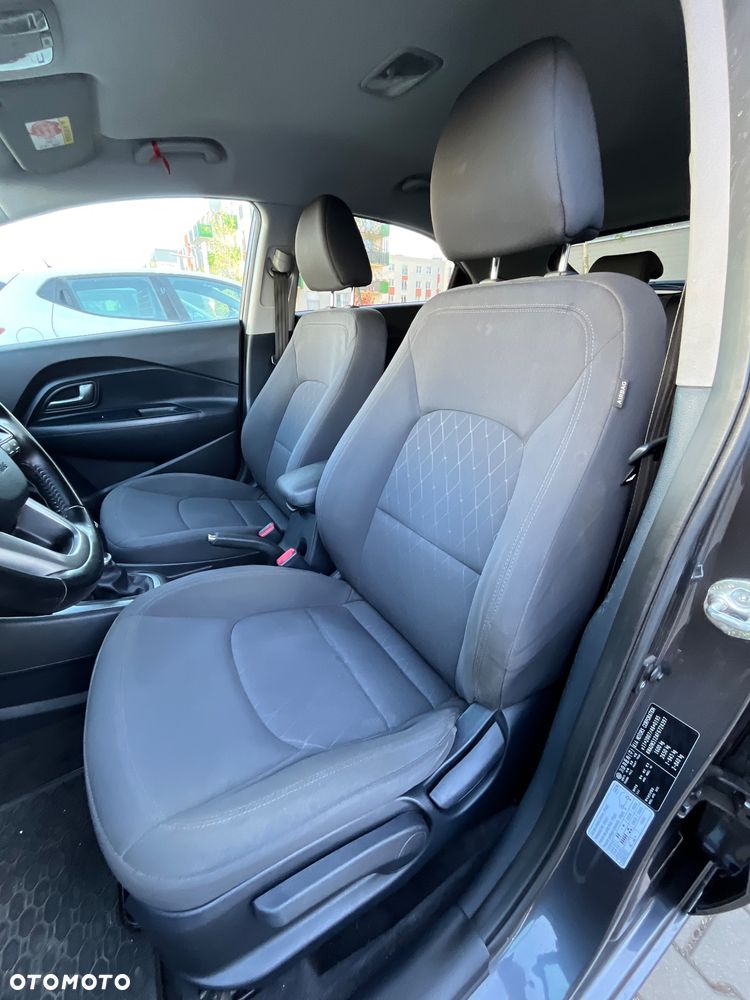 Kia Rio 1.4 Business Line - 23