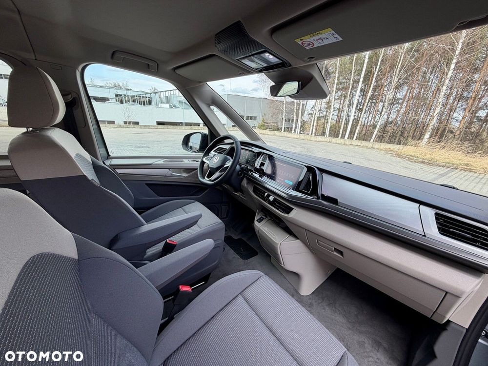 Volkswagen Multivan - 9